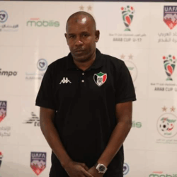 المهندس يفند اسباب تراجع المريخ ويهنئ الهلال