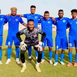الهلال يهدي الارسنال الصدارة