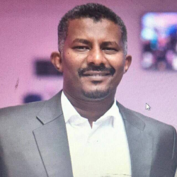 الشمس تشرق بالجديد…شهاب مغاربة.. مشوار الطموح من الصحافة إلى “سوكر غولد”