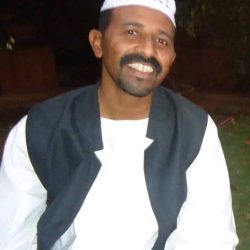 الشاعر بشرى ابراهيم في ضيافة كورة سودانية …قهوتنا يصممه الشعب ويخططه الجمهور ونحن فقط ننفذ …