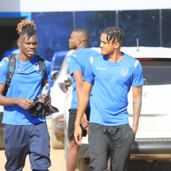 جيرالد يرافق بعثة الهلال
