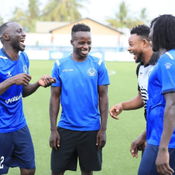 مبومبو يزور الهلال