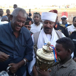 في كرنفال رائع والفرس نينا تفوز بكأس القائد العام