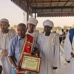 تكريم رائع لنجم الهلال السابق أبوشامة  النصر يواصل زحفه نحو الصدارة ويعبر الوادي بحلفا