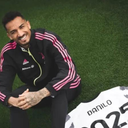 يوفنتوس يمدد عقد البرازيلي دانيلو حتى 2025