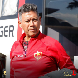 ريكاردو يغامر بخوض مباراتي الدوري الممتاز