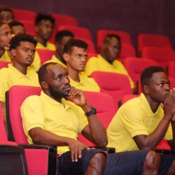 فرتوت وأبياه يحاضران اللاعبين