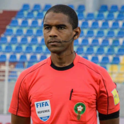 الحكم سمير الكزاز يدير مواجهة الهلال وبيترو