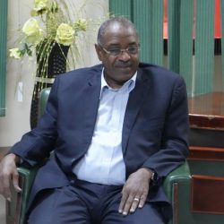 الدكتور معتصم جعفر في حديث الراهن:شمس المشاركات الخارجية لن تغيب رغم ظروف البلاد وطُموحنا المونديال