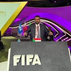 الشاعر اللجنة القانونية ستقوم بتعديل أي لائحة للمصلحة العامة