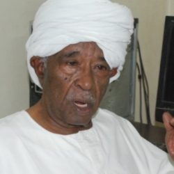 الإتحاد السوداني لكرة القدم ينعي عميد الصحافة السودانية محجوب محمد صالح