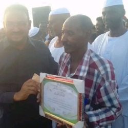 عصار الكمر تبدع في تكريم عصام الدحيش