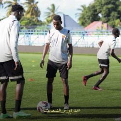 المريخ يواصل تحضيراته بدار السلام و يتعاقد مع الثنائي النيجيري