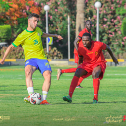 تحت أنظار الرئيس..المريخ يكسب تجربة الدراويش بهدف التوزة