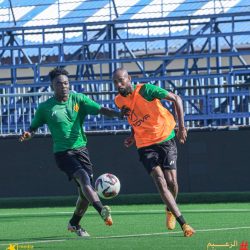 القرعة تضع الأحمر في مواجهة بطل الدوري الليبي