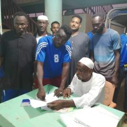 بعد صراع شرس مع عدة أندية داخل بربر وهلال جوبا   الهلال البربراوي يعيد الصخرة الدفاعية صابر عطرون