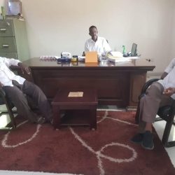 لجنة تطبيع الأهلي الأبيض تلتقي مدير مكتب الوالي وبنك العمال وتبحث قضايا النادي