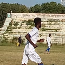 الدفاع يعبر السكة حديد في دورة دعم النازحين بالدمازين