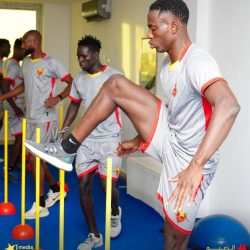 المريخ يتدرب بالصالة وطبنجة يصل القاهرة