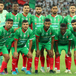 مولودية يحدث تغييراً أمام الهلال