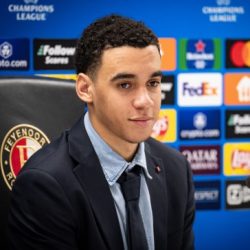 جمال موسيالا يوقع على عقد جديد