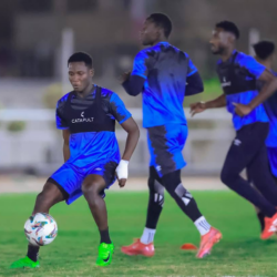 الهلال يختتم تحضيراته لمواجهة الأهلي المصري