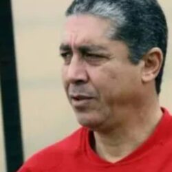مدرب المريخ السابق المصري محمد عمر غريب مدرب كبير