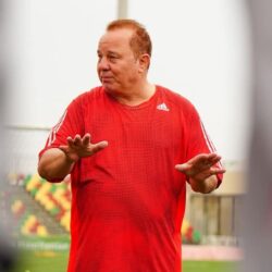 المريخ يواصل مناوراته تحت إشراف “غريب”