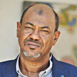اللورد زكي حاج علي يشيد بانتصارات التقدم .. ويعلن وقفته خلف النادي