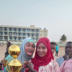 اول امراة سودانية بولاية نهر النيل تتقلد منصب اداري رفيع في رئاسة نادي كرشولا بشندي وتقود فريقها الى احراز كاس البطولة
