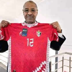 رئيس الاتحاد السوداني لكرة القدم ينصف صقور الجديان