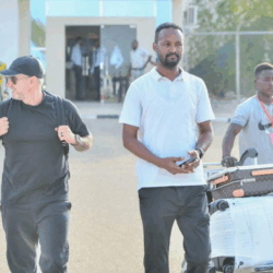 وصول مدرب الهلال الروماني أوريليان ريجيكامب إلى مدينة بورتسودان