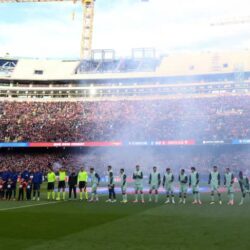 برشلونة يحتفل بالكامب نو والريال يتعثر