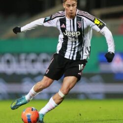 يوفي يضمد الجراح