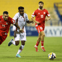 بعشرة لاعبين.. صقور الجديان تخطف تأهلها التاريخي إلى كأس العرب 2025